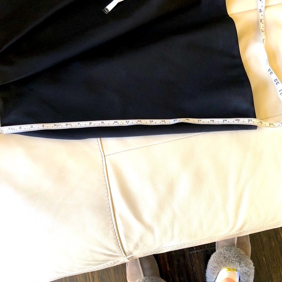 Jil Sander Navy Skirt in Black color IT Size 34 US 4 With side Packets 1… - Picture 3 of 10